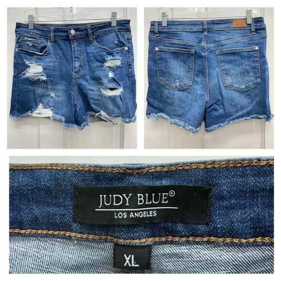 Judy Blue Pants - Judy Blue distressed raw frayed hem denim jean shorts women's xl